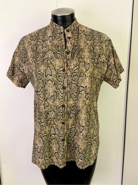 Women’s Snake Print Short Sleeve Shirt - Brown
